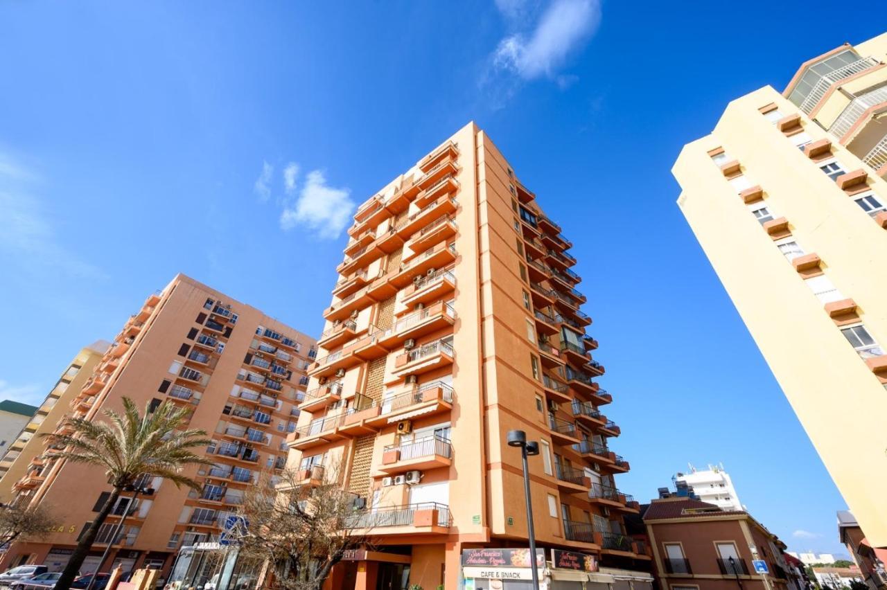 Sea & Mountain, Front Line, 1 Min To Beach By 10Tosea Fuengirola Exterior photo
